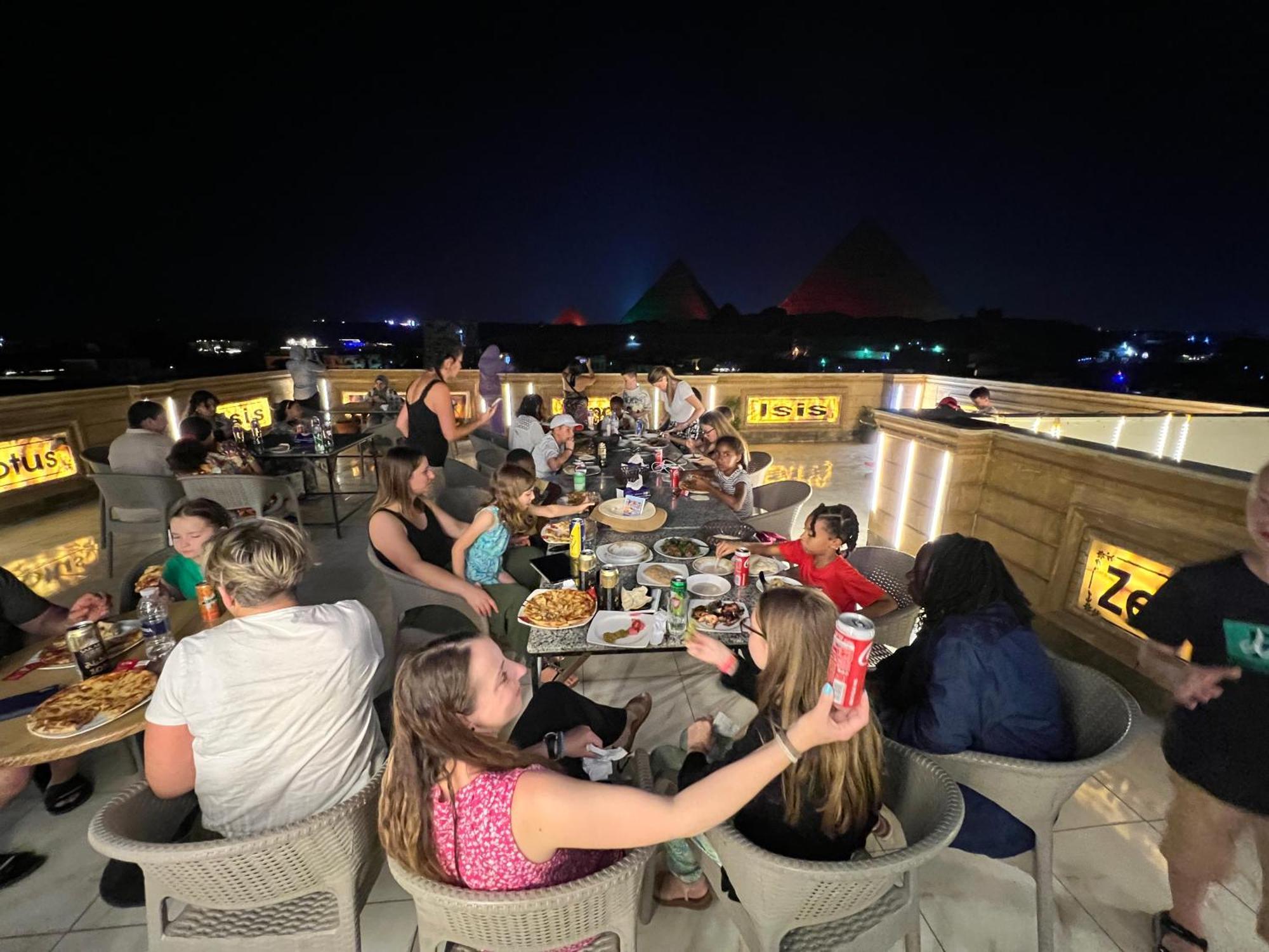 Moses Pyramids Inn Kafret el-Gabal Kültér fotó